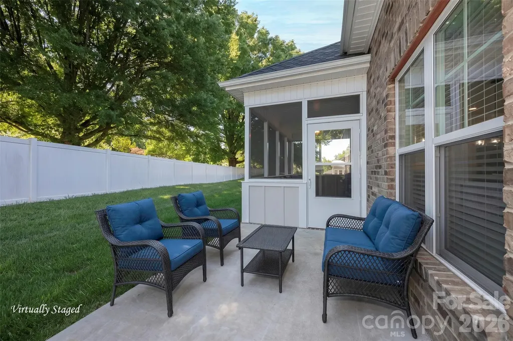 438 Fernwood Drive Yadkinville NC 27055