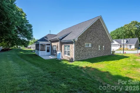 438 Fernwood Drive Yadkinville NC 27055