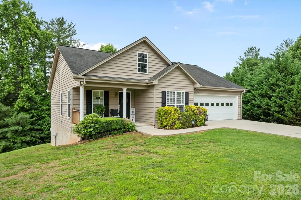 3933 Rocky Brook Place Lenoir NC 28645