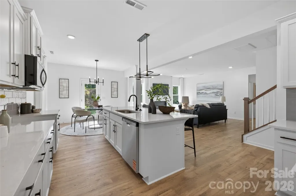 128 Pembroke Way Albemarle NC 28001