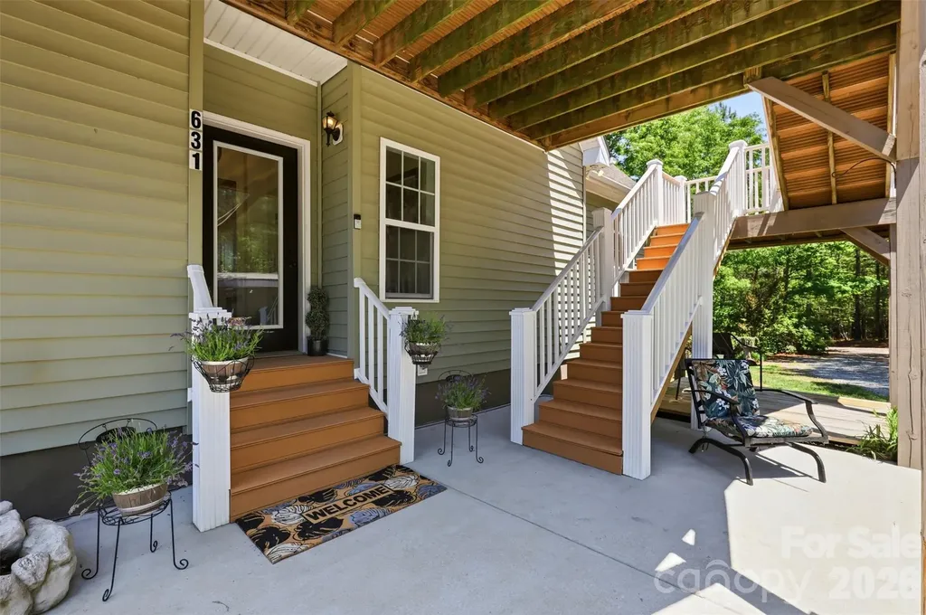 631 Sedona Drive Nebo NC 28761