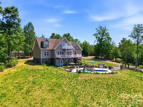 631 Sedona Drive Nebo NC 28761