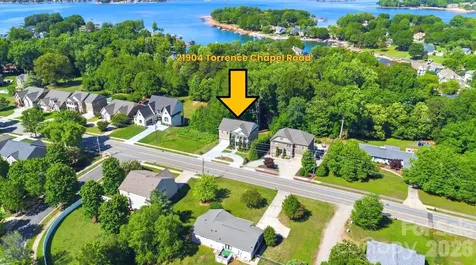 21904 Torrence Chapel Road Cornelius NC 28031