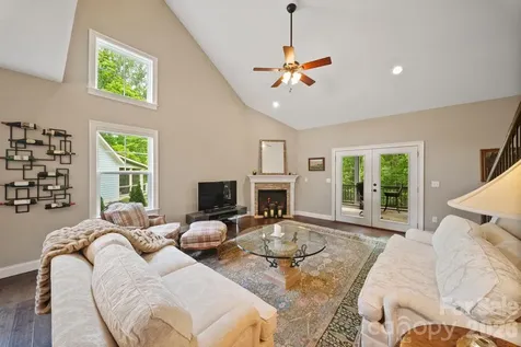 22 Asher Lane Arden NC 28704