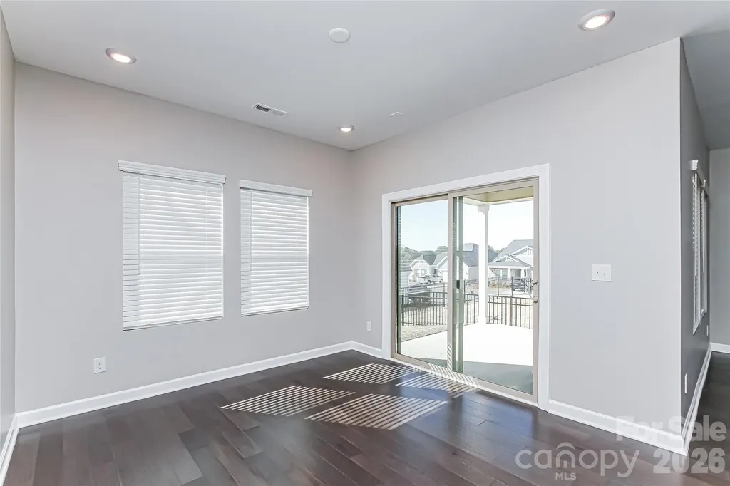 1843 Lotus Lane Denver NC 28037
