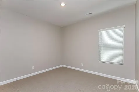1843 Lotus Lane Denver NC 28037