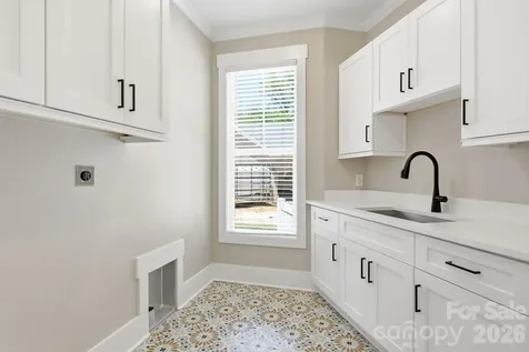 7566 Whisper Hollow Lane Lewisville NC 27023