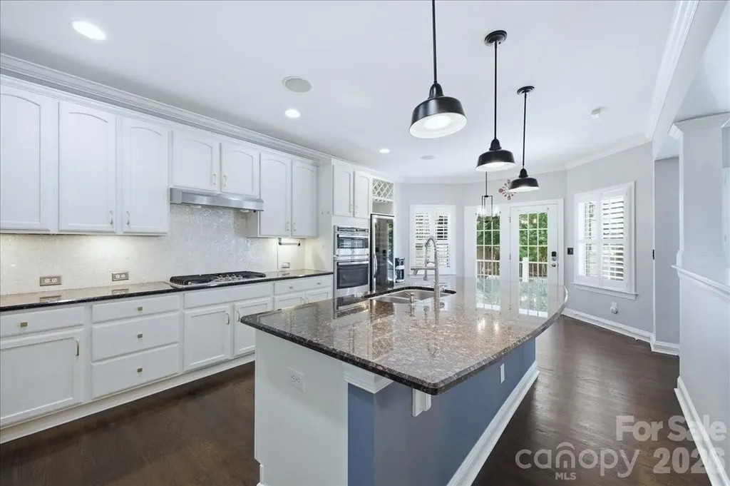 1825 Laveta Road Charlotte NC 28269