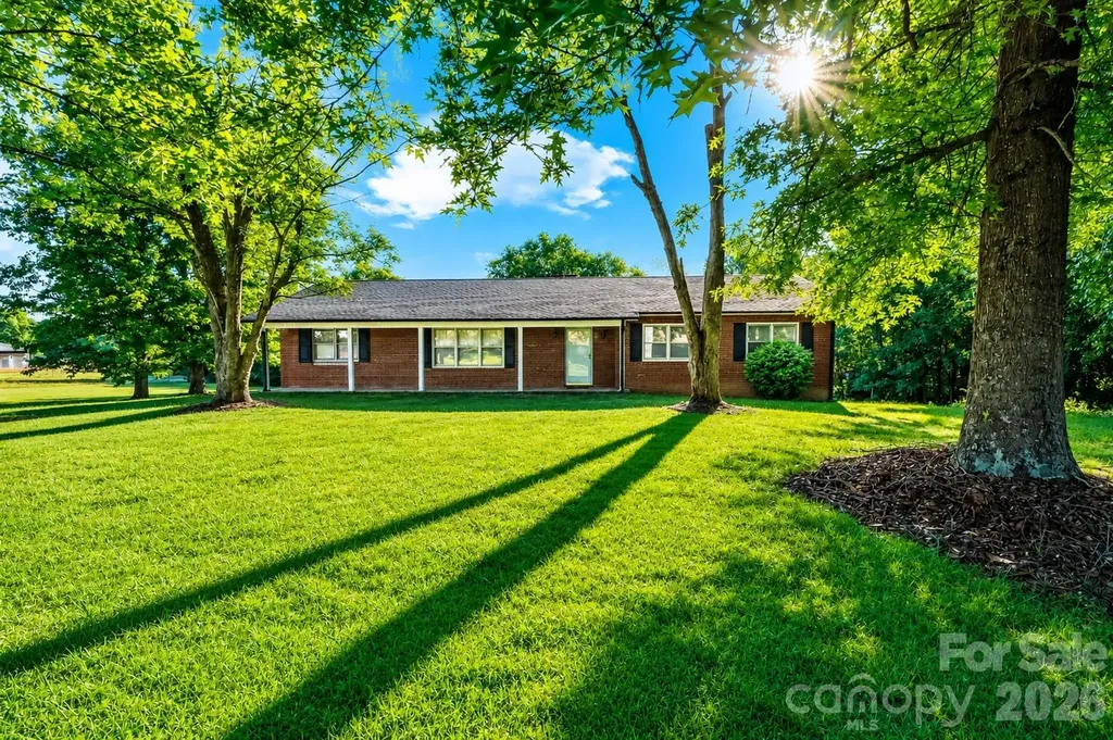 1631 Lynn Mountain Road Vale NC 28168