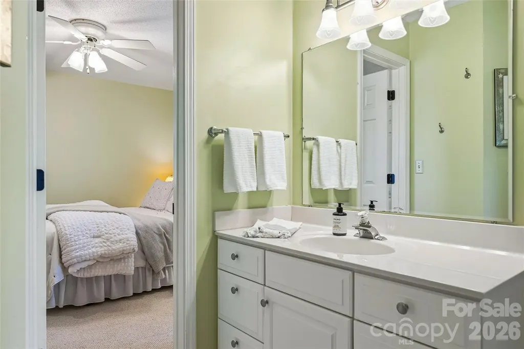 51 White Pine Circle Fletcher NC 28732