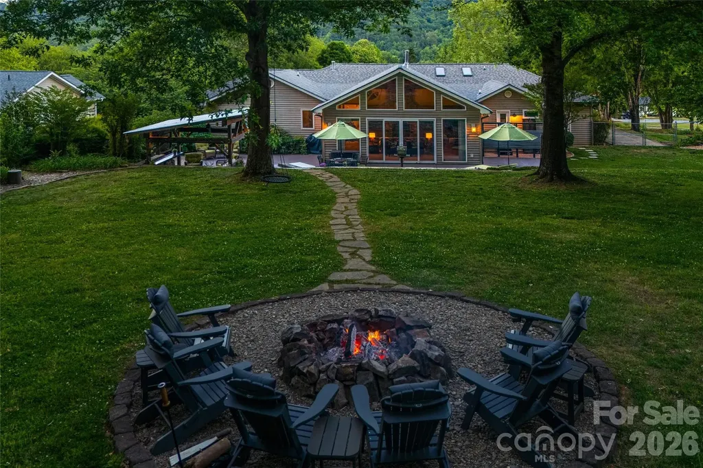 51 White Pine Circle Fletcher NC 28732