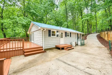 42640 Moonshine Drive New London NC 28127