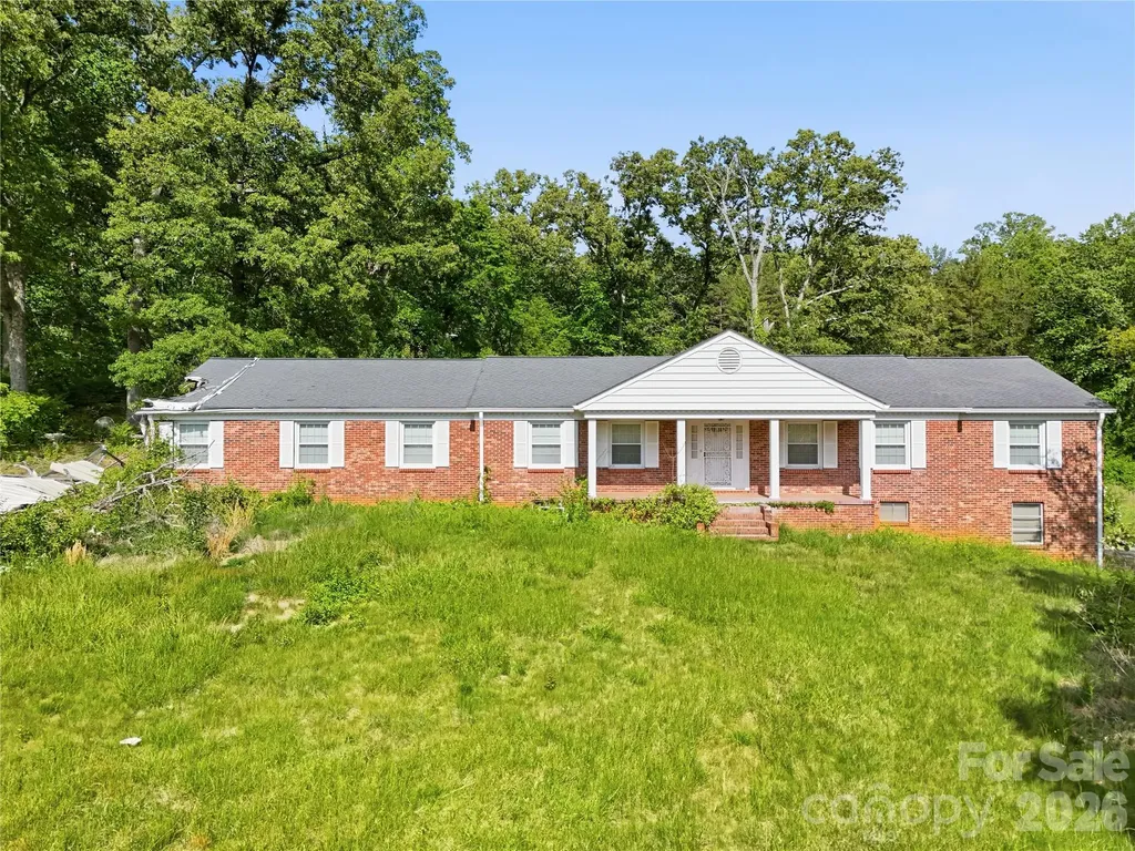 767 New Haw Creek Road Asheville NC 28805