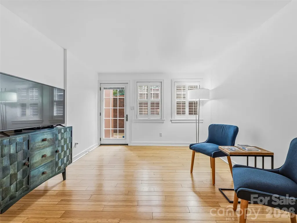 37 Hiawassee Street Asheville NC 28801
