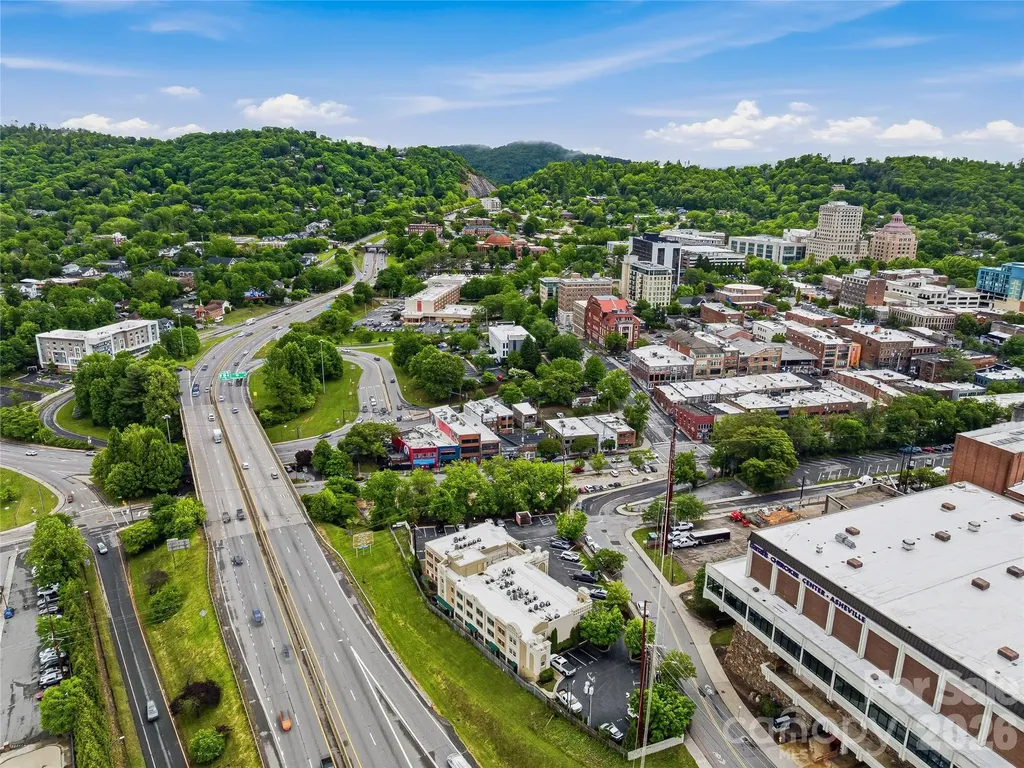 37 Hiawassee Street Asheville NC 28801