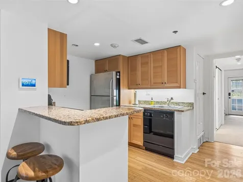 37 Hiawassee Street Asheville NC 28801