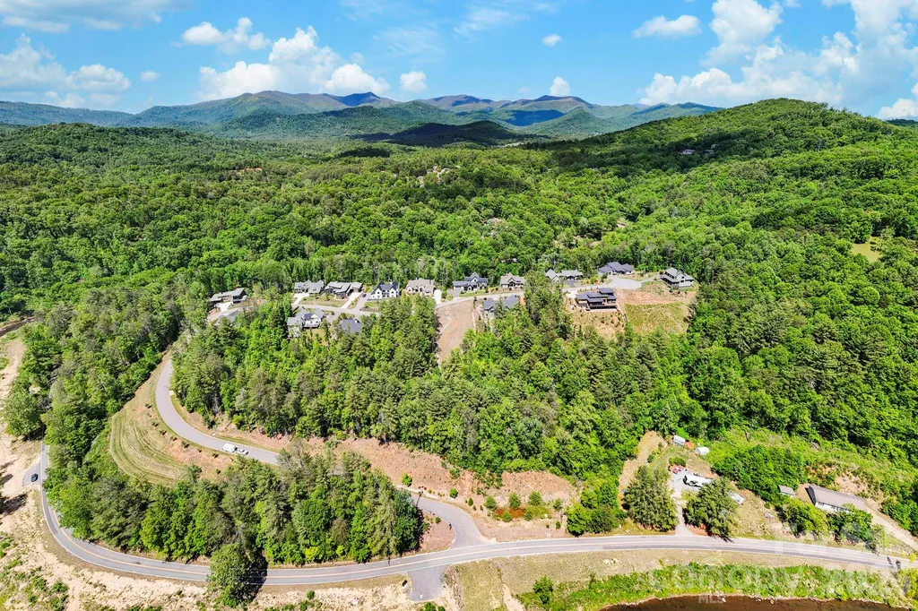 151 Riverbend Forest Drive Asheville NC 28805