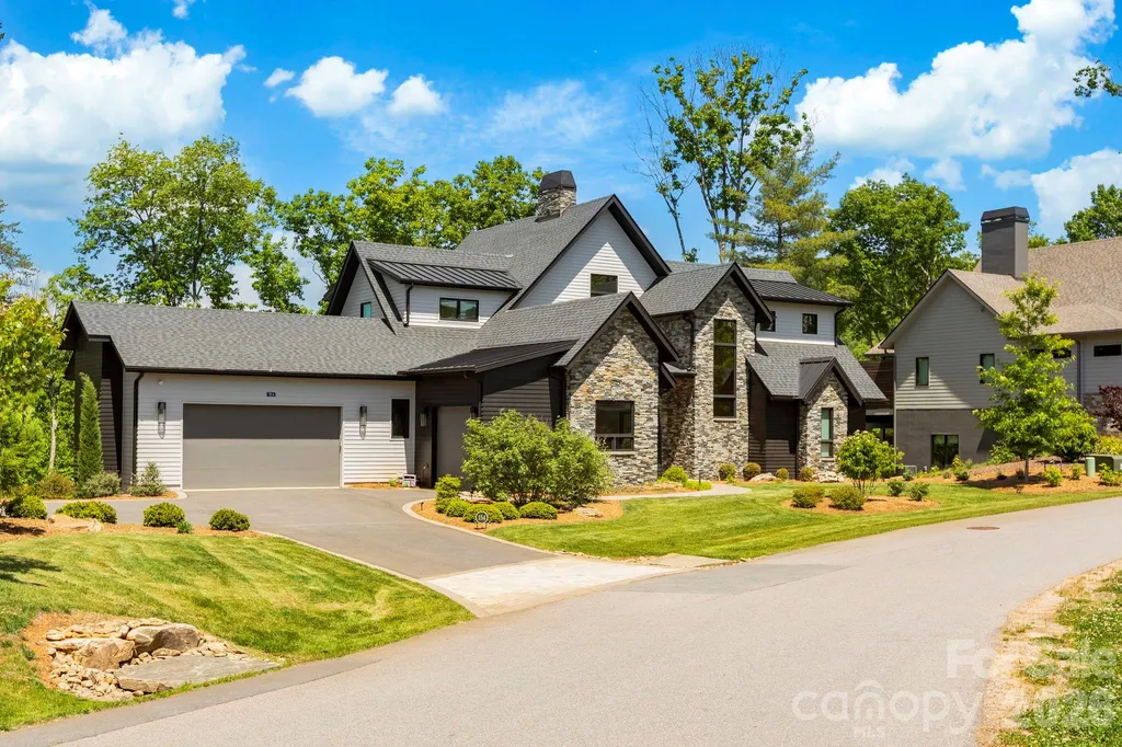 151 Riverbend Forest Drive Asheville NC 28805