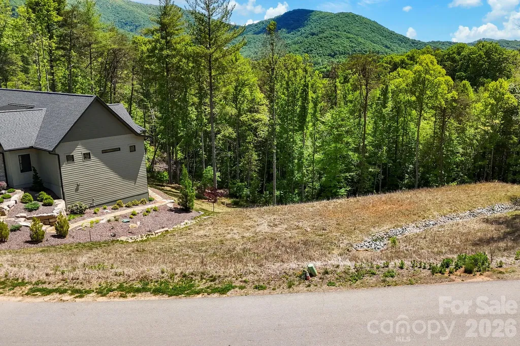 151 Riverbend Forest Drive Asheville NC 28805