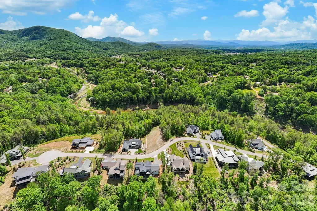 151 Riverbend Forest Drive Asheville NC 28805