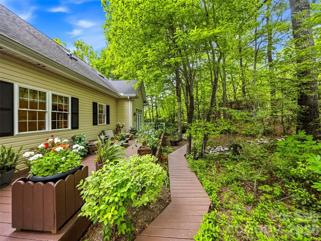 29 Panther Ridge Road Brevard NC 28712