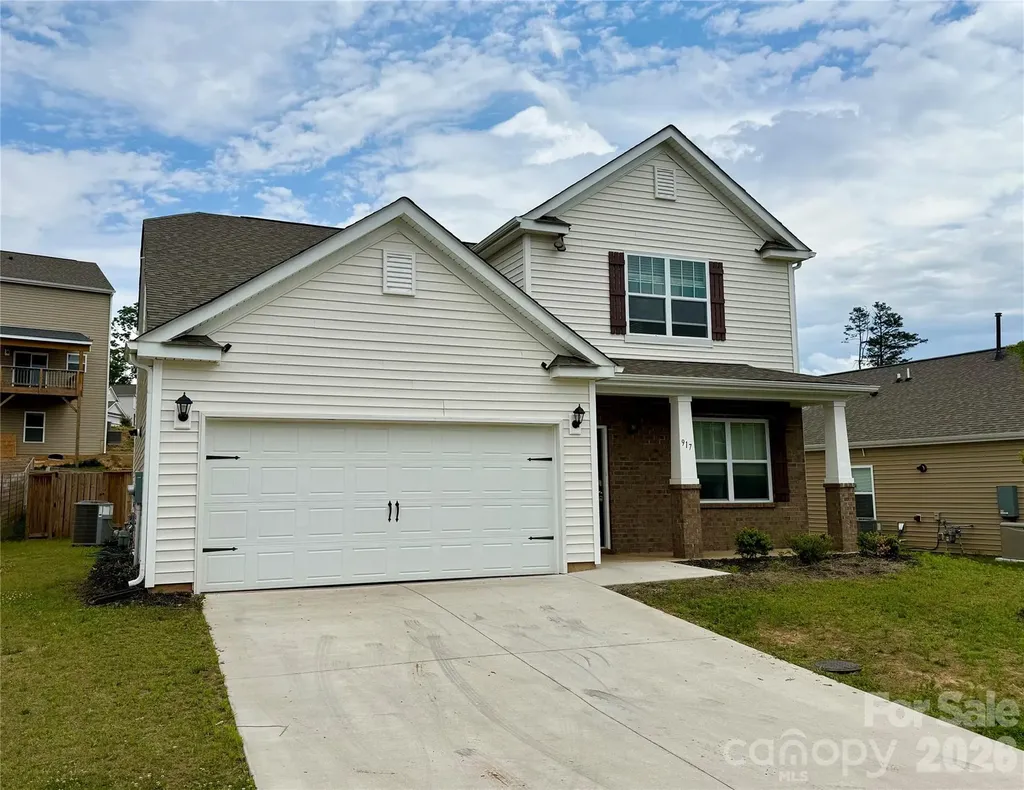 917 Newport Court Asheville NC 28806