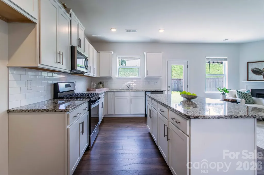 917 Newport Court Asheville NC 28806