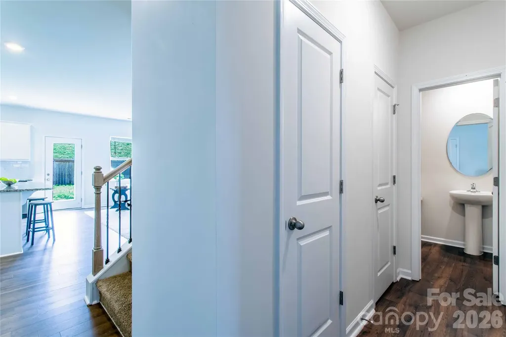 917 Newport Court Asheville NC 28806