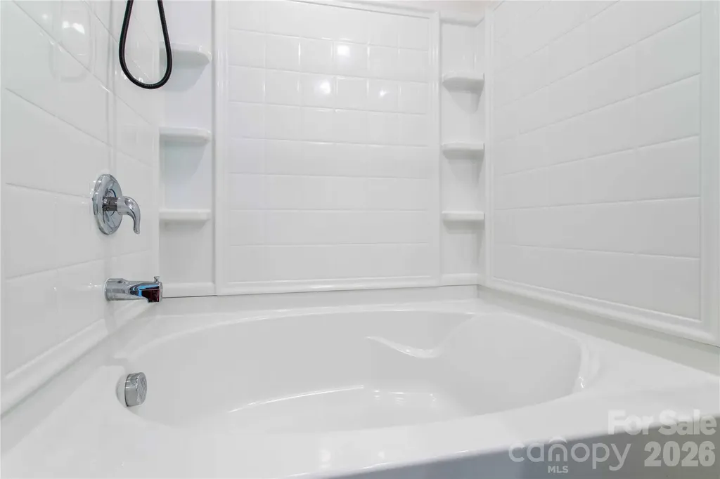 917 Newport Court Asheville NC 28806