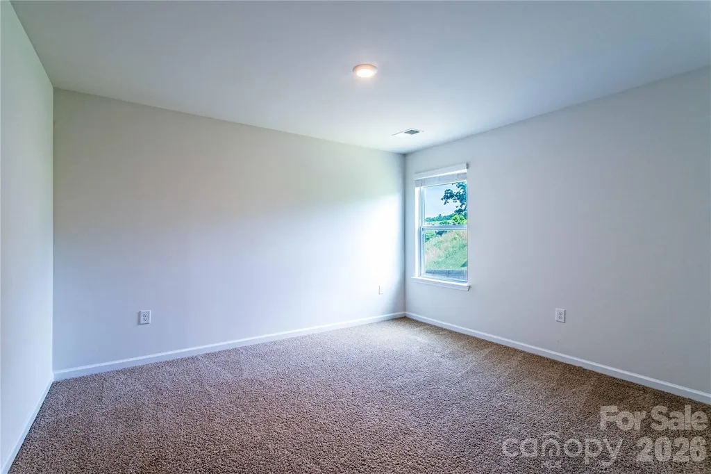 917 Newport Court Asheville NC 28806
