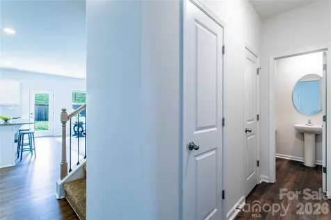 917 Newport Court Asheville NC 28806