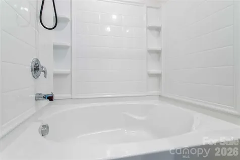 917 Newport Court Asheville NC 28806