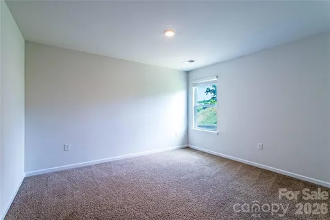 917 Newport Court Asheville NC 28806