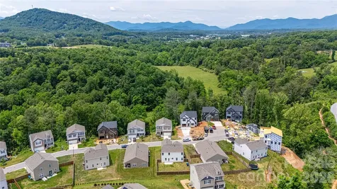 917 Newport Court Asheville NC 28806