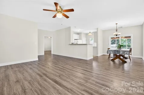 140 Gabriel Drive Mooresville NC 28115