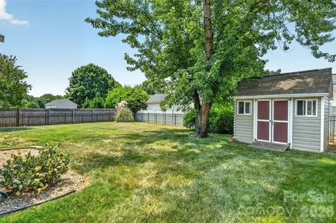140 Gabriel Drive Mooresville NC 28115