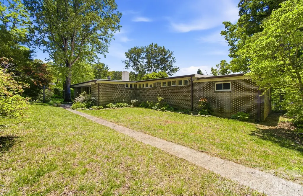Asheville NC, 20 Reed Road
