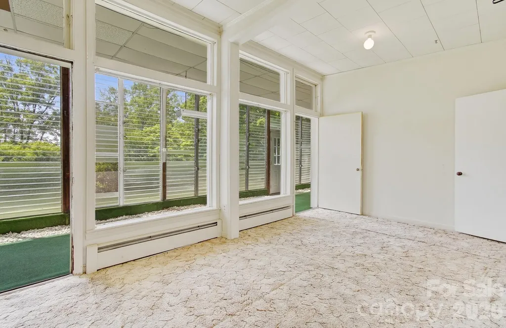 20 Reed Road Asheville NC 28805