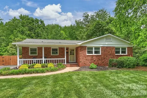 2027 Wensley Drive Charlotte NC 28210