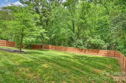 2027 Wensley Drive Charlotte NC 28210