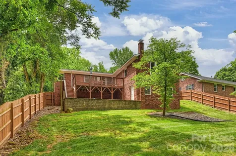 2027 Wensley Drive Charlotte NC 28210