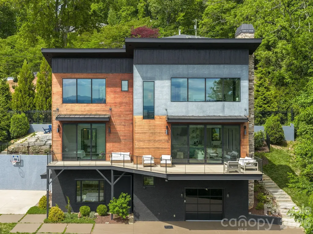 127 N Griffing Boulevard Asheville NC 28804