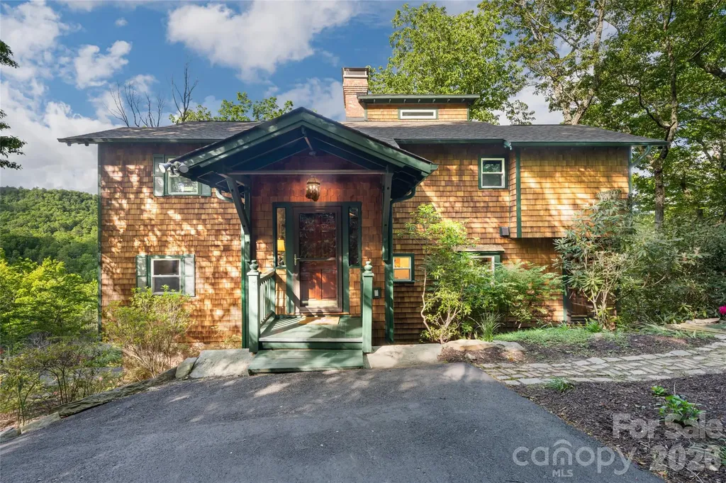 162 Merrills Chase Road Asheville NC 28803