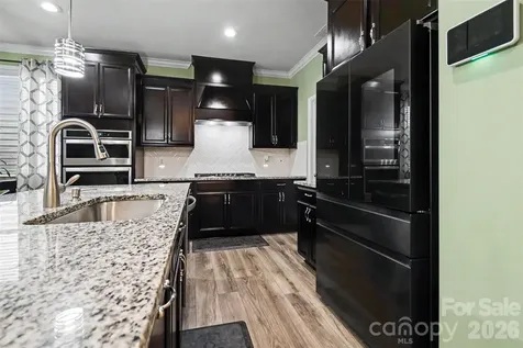 15210 Red Canoe Way Charlotte NC 28278