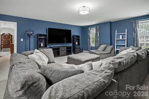 15210 Red Canoe Way Charlotte NC 28278