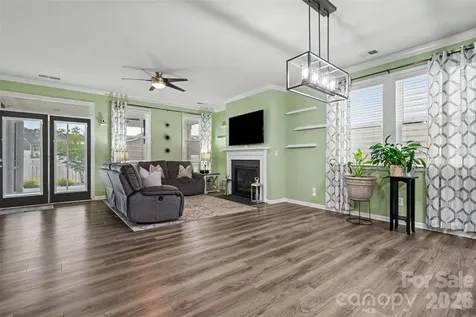 15210 Red Canoe Way Charlotte NC 28278