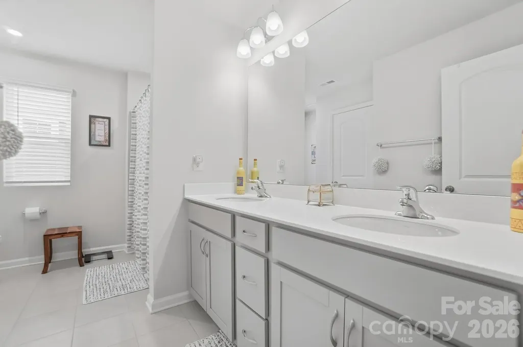 15625 Little Bluestem Street Charlotte NC 28278