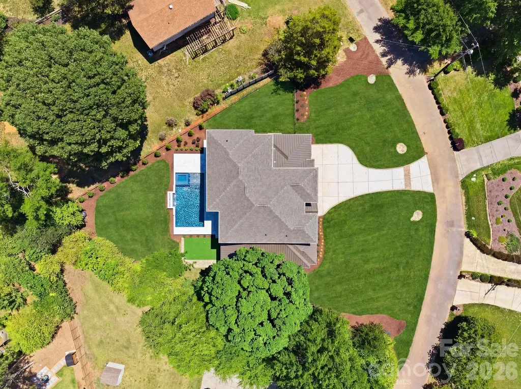 20200 Rainbow Circle Cornelius NC 28031