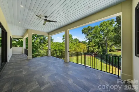 20200 Rainbow Circle Cornelius NC 28031