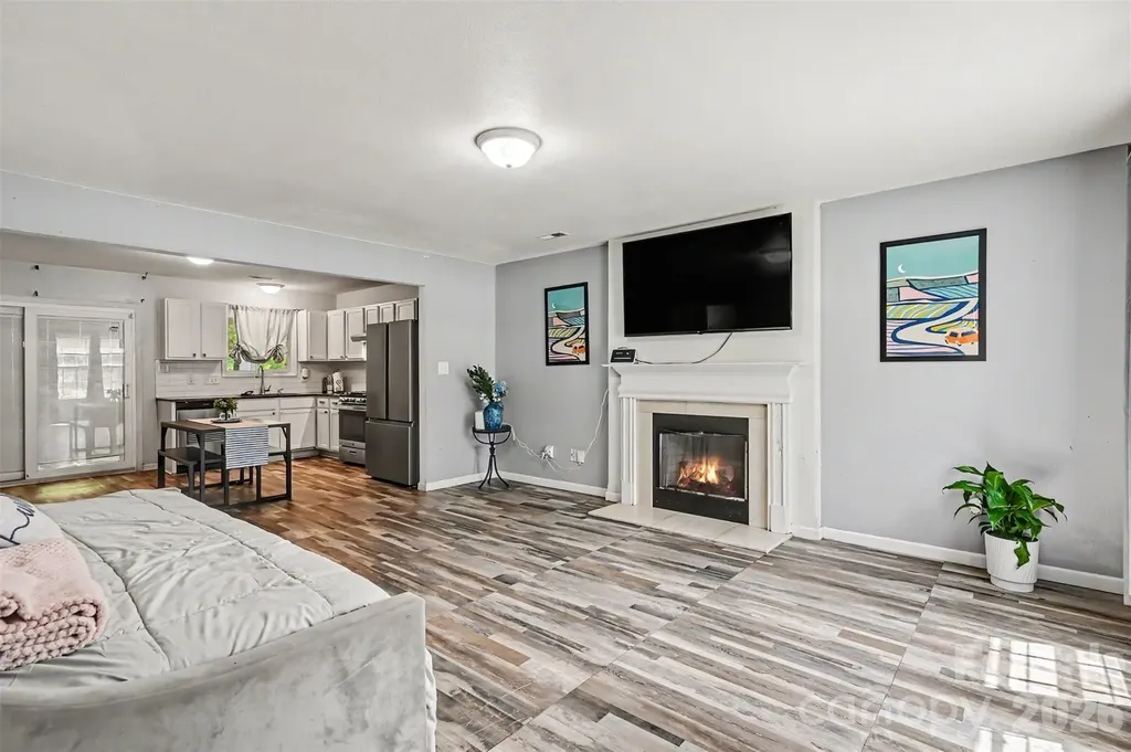 9306 Tiger Lily Lane Charlotte NC 28215